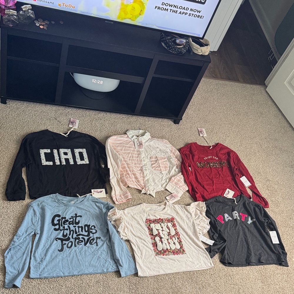 Jessica Simpson Shirt Bundle (6 Shirts)